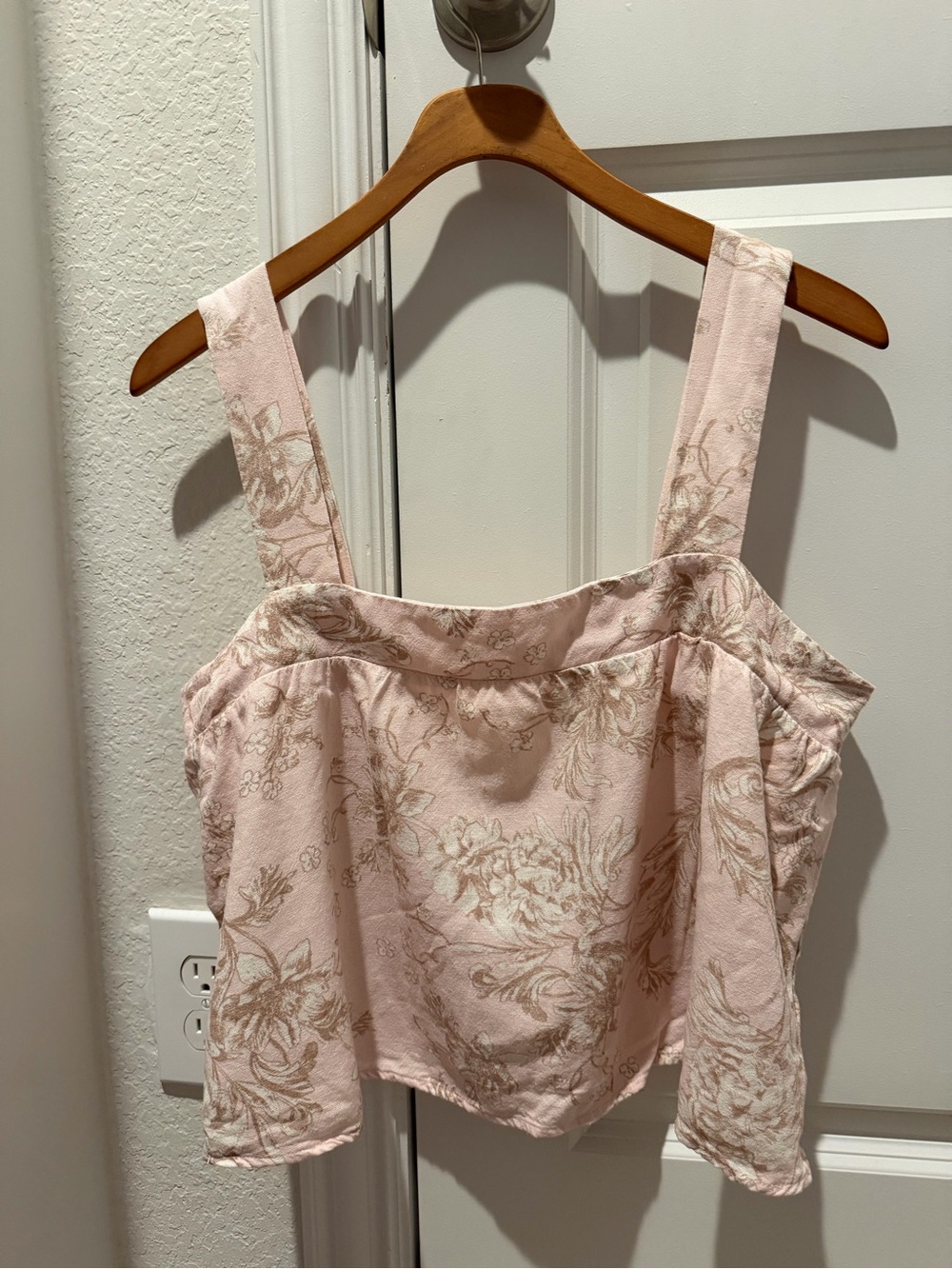 Floral Textured Pink Tank Top